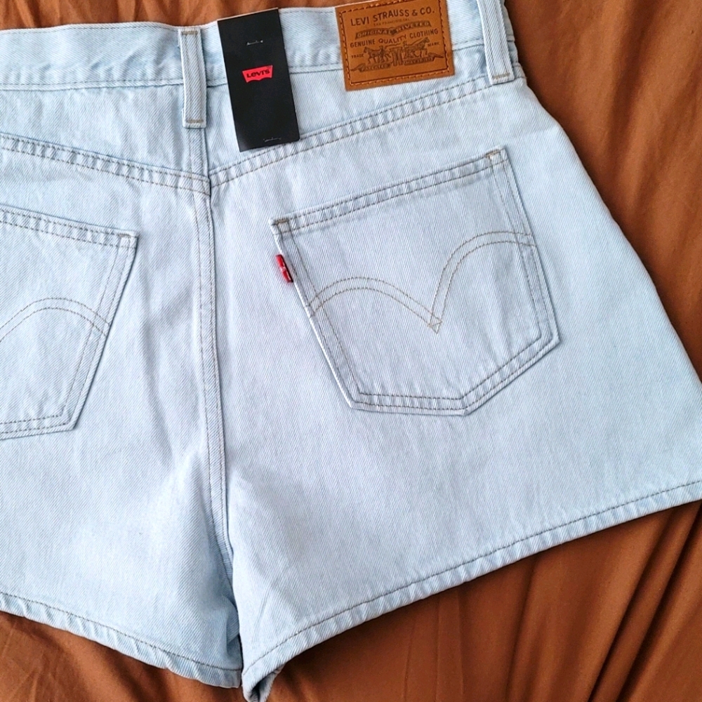 Levi's women denim shorts